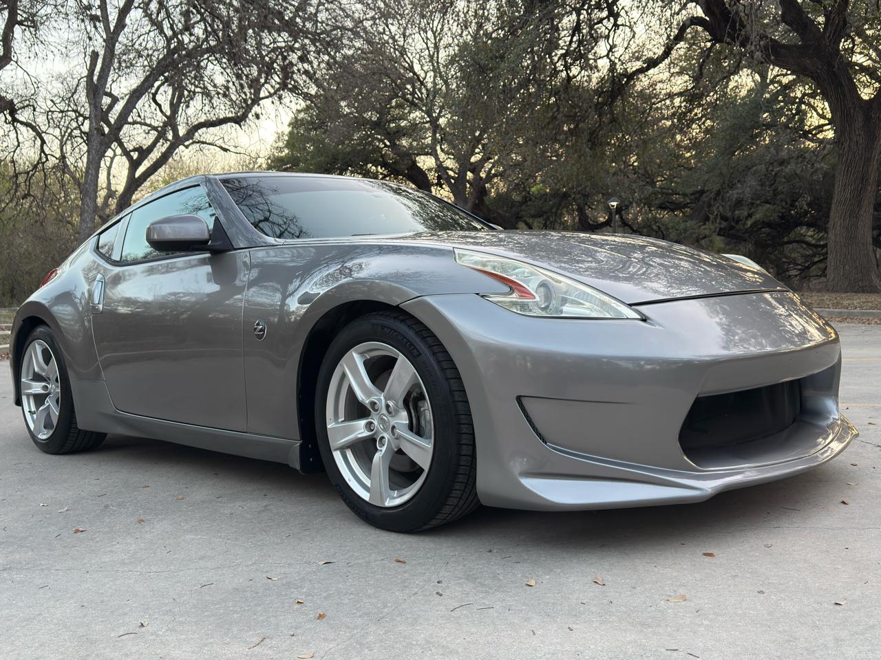Nissan Z 370Z Coupe 2010