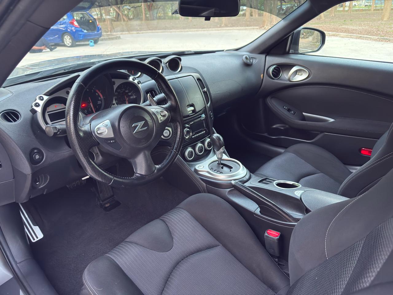 Nissan Z 370Z Coupe 2010