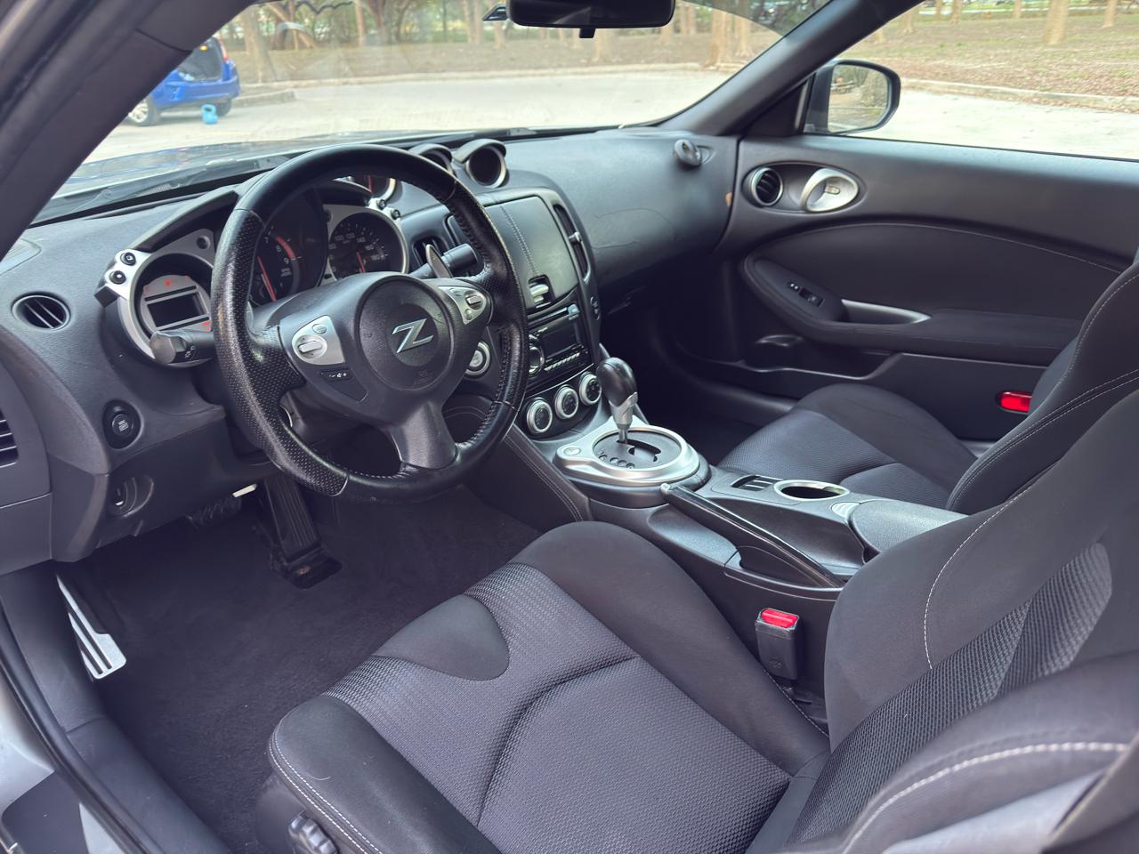 Nissan Z 370Z Coupe 2010