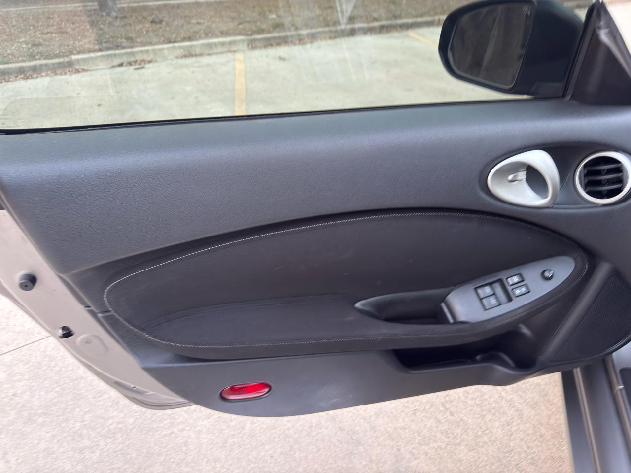 Nissan Z 370Z Coupe 2010