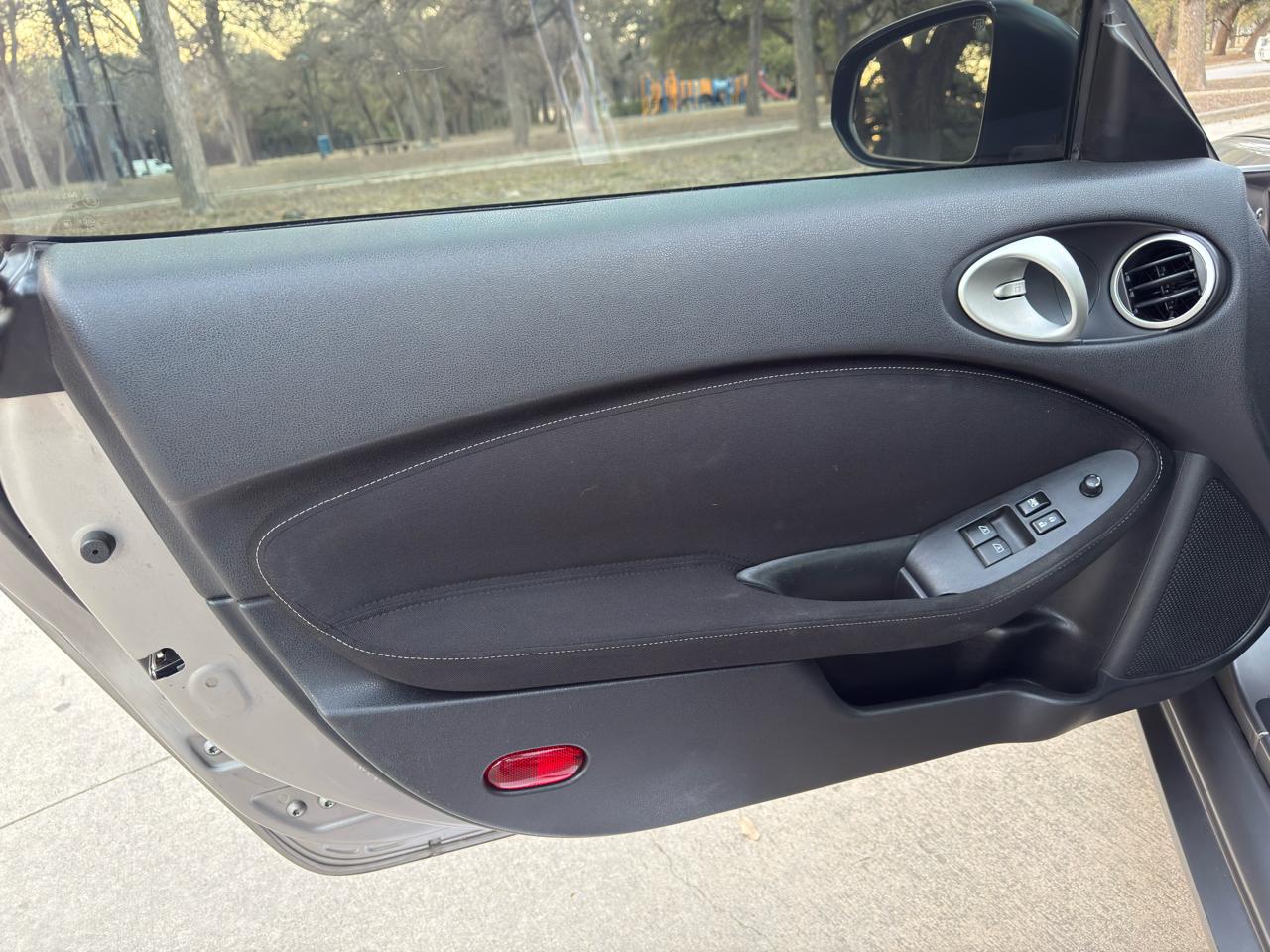 Nissan Z 370Z Coupe 2010