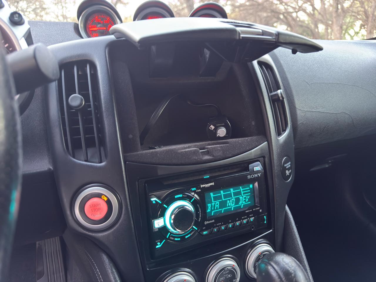 Nissan Z 370Z Coupe 2010