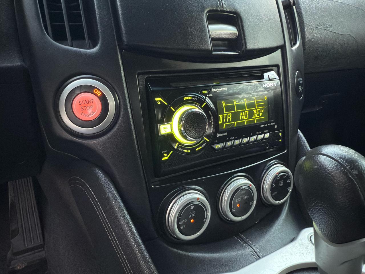 Nissan Z 370Z Coupe 2010