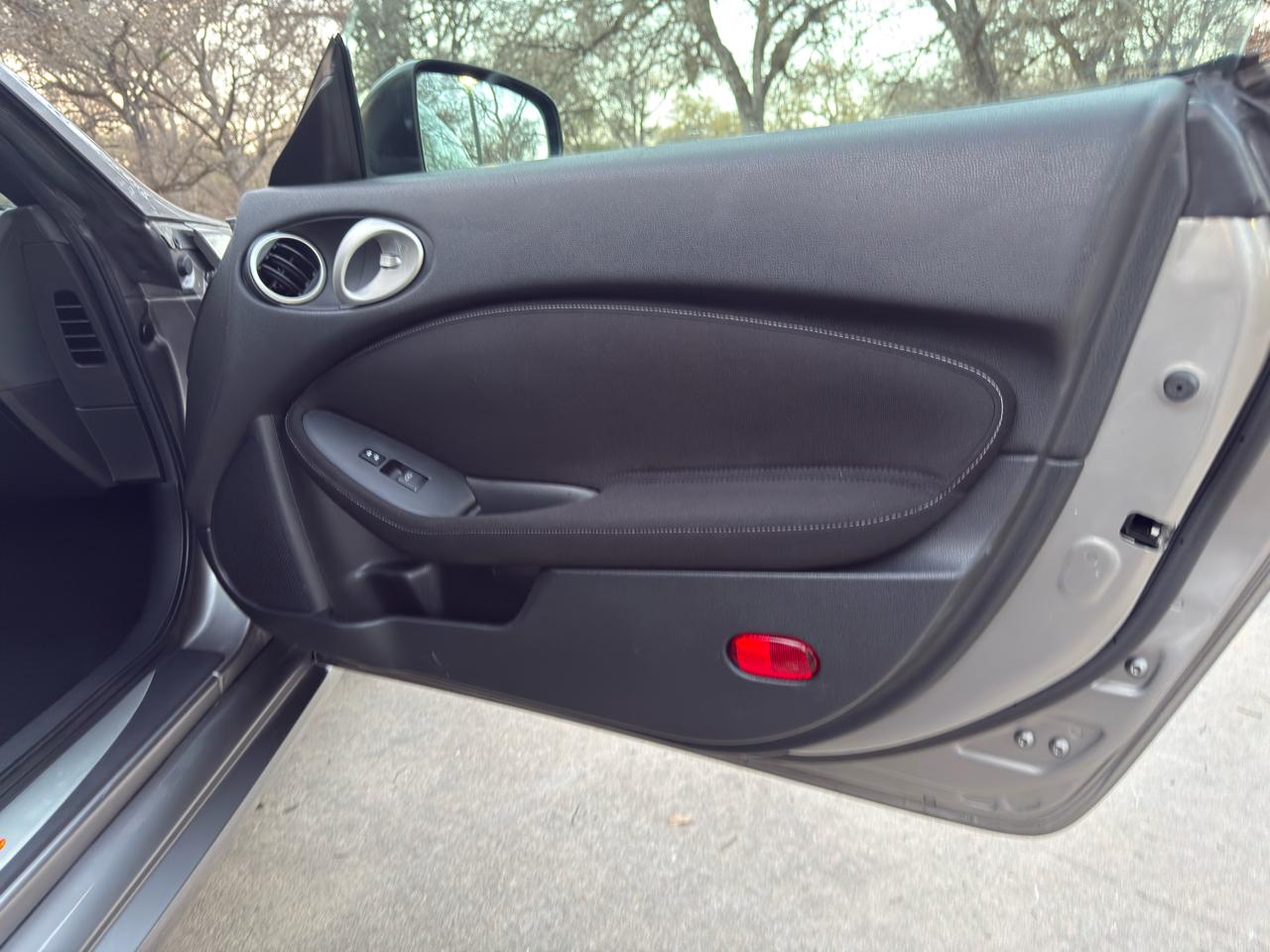 Nissan Z 370Z Coupe 2010