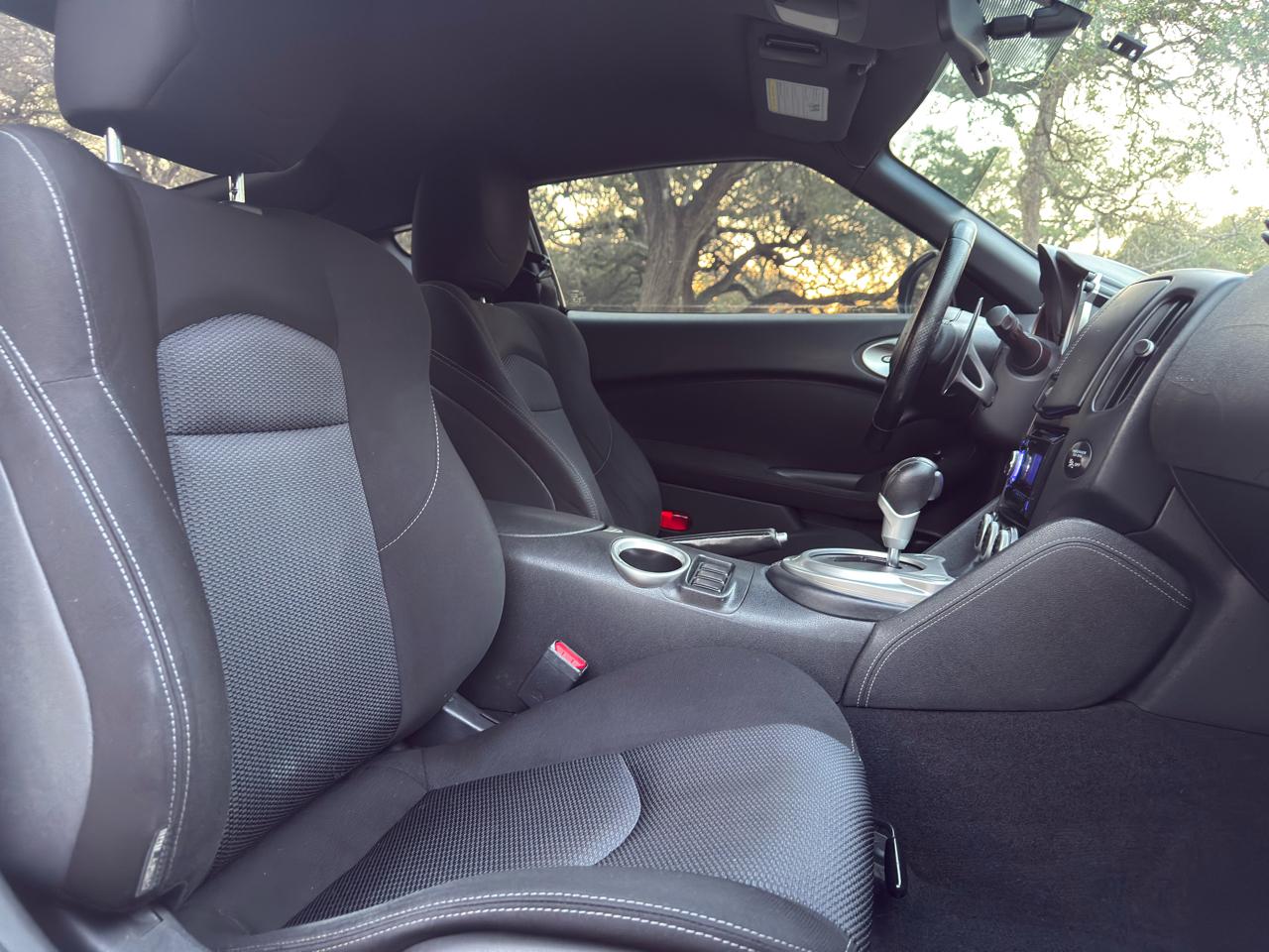 Nissan Z 370Z Coupe 2010