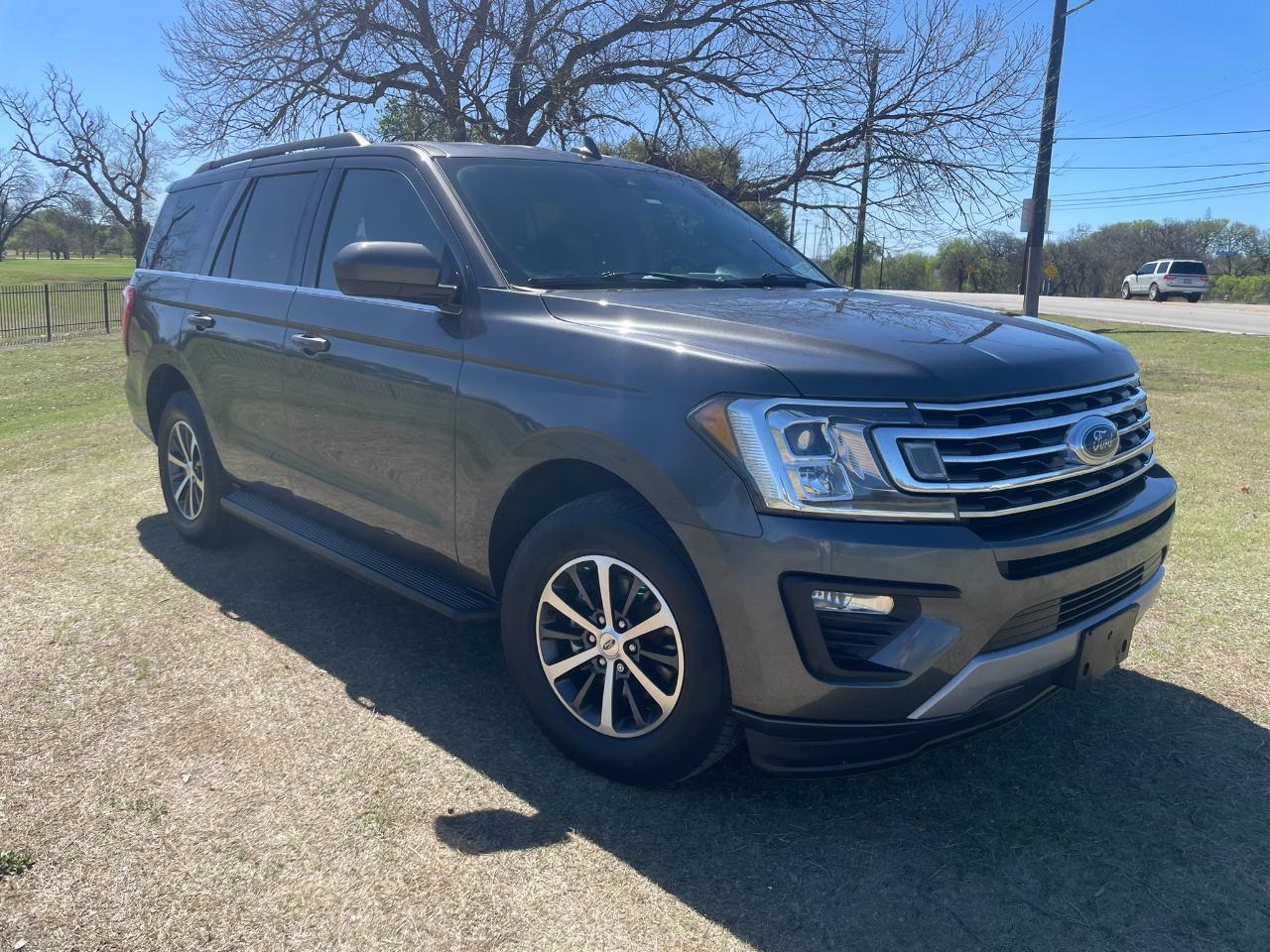 Ford Expedition XLT 2020