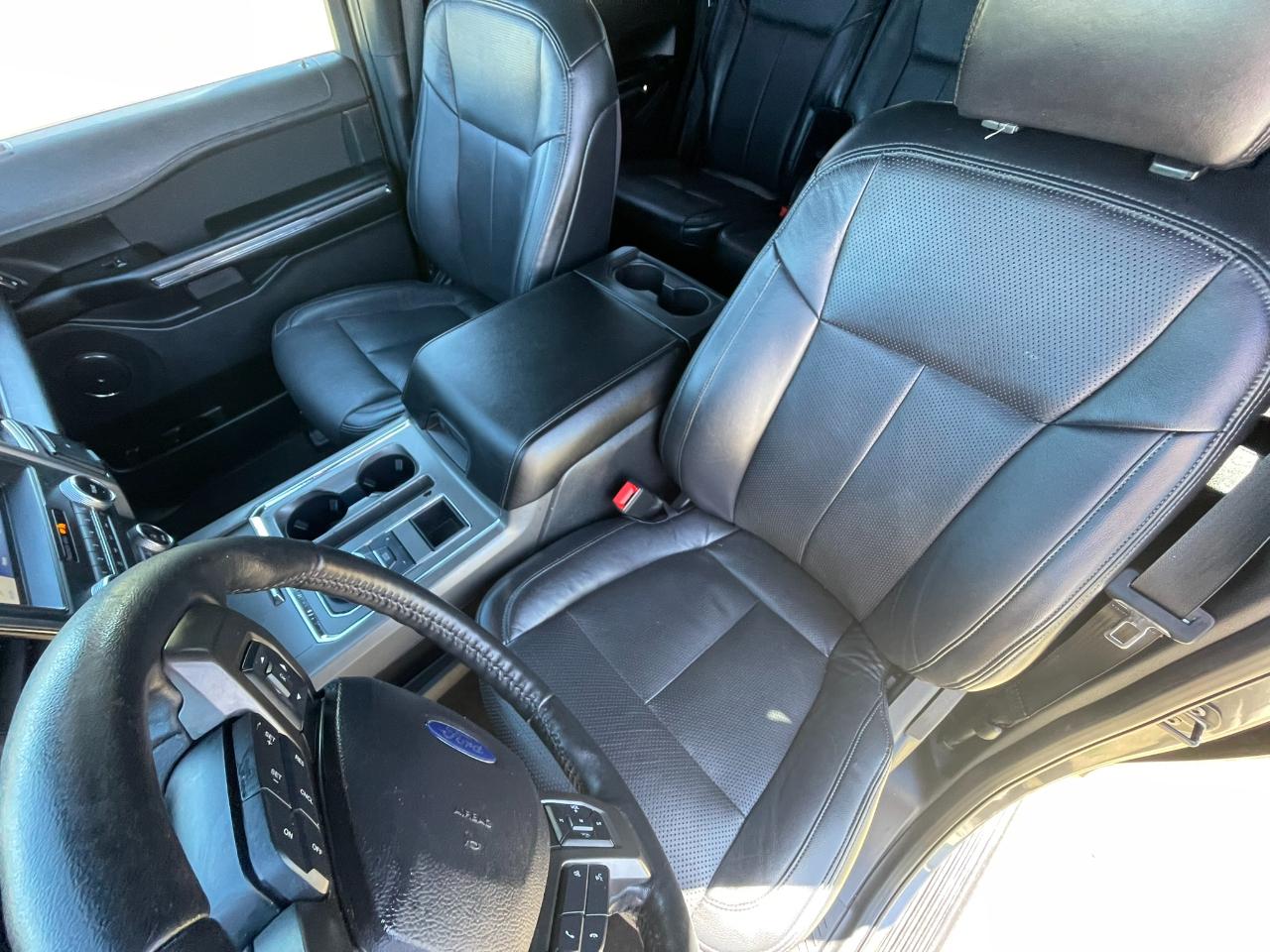 Ford Expedition XLT 2020