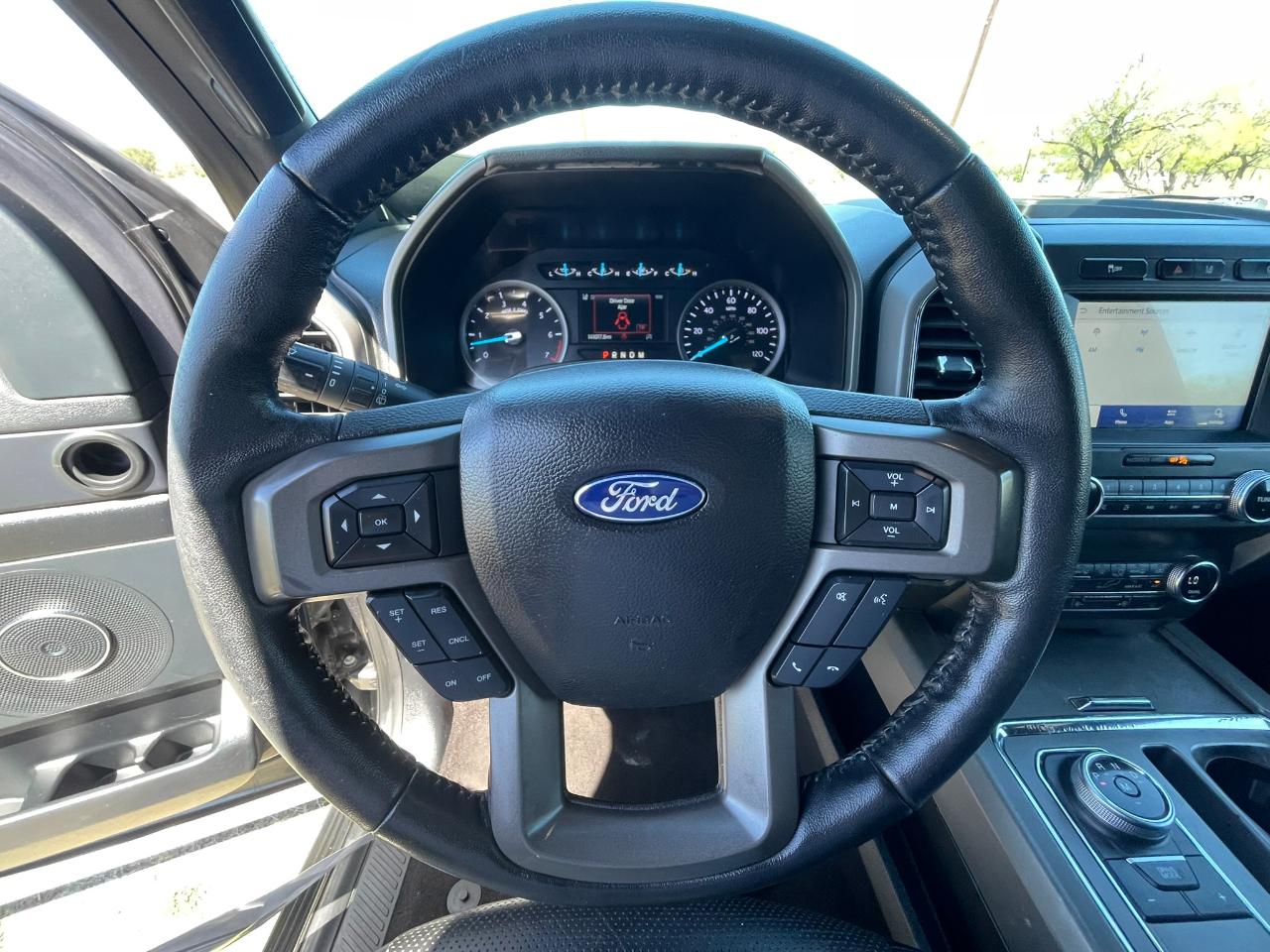 Ford Expedition XLT 2020