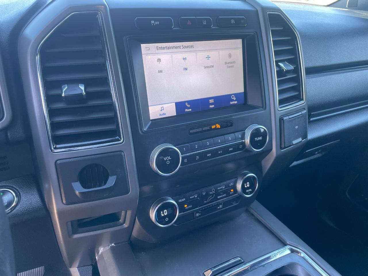 Ford Expedition XLT 2020