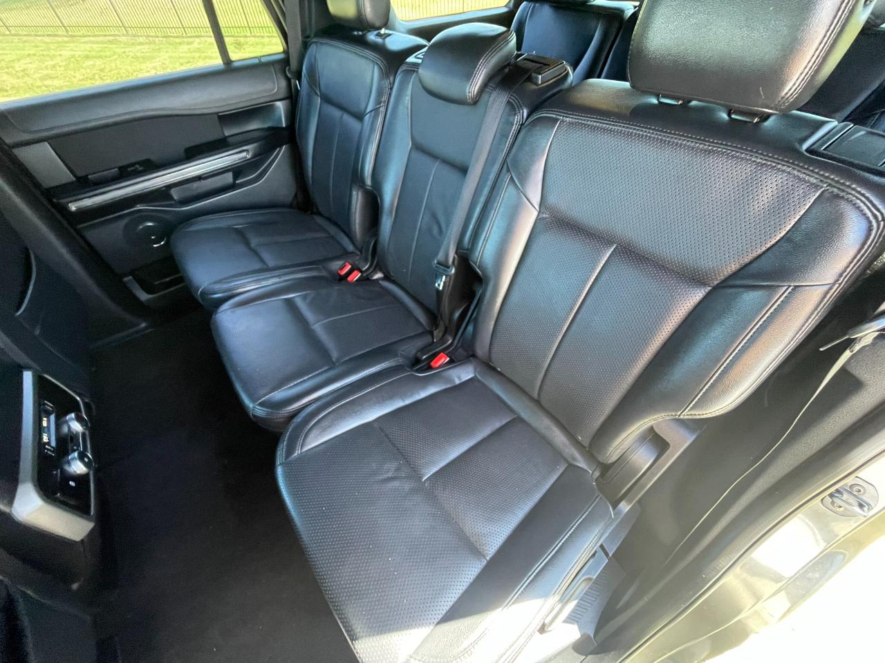 Ford Expedition XLT 2020