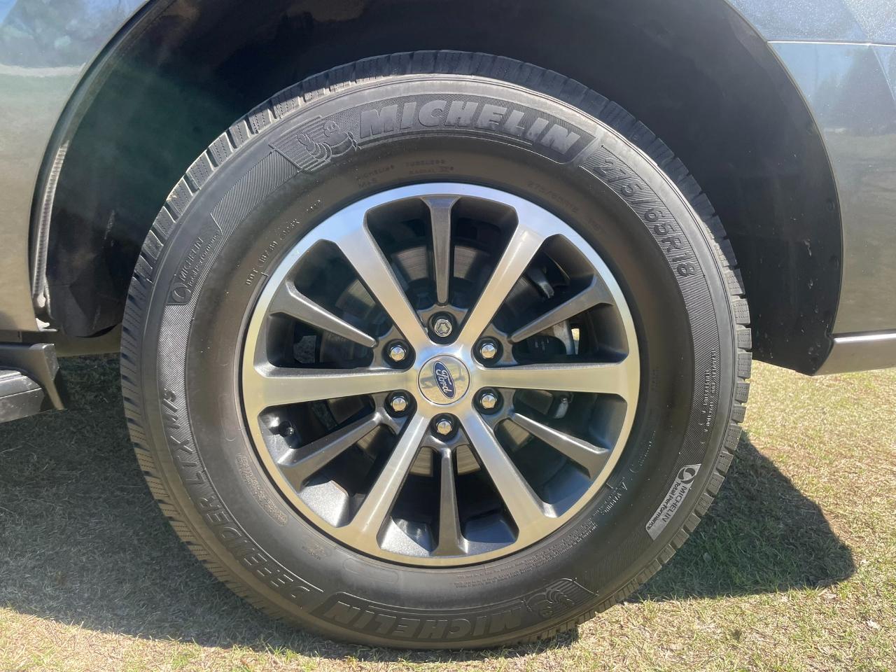 Ford Expedition XLT 2020