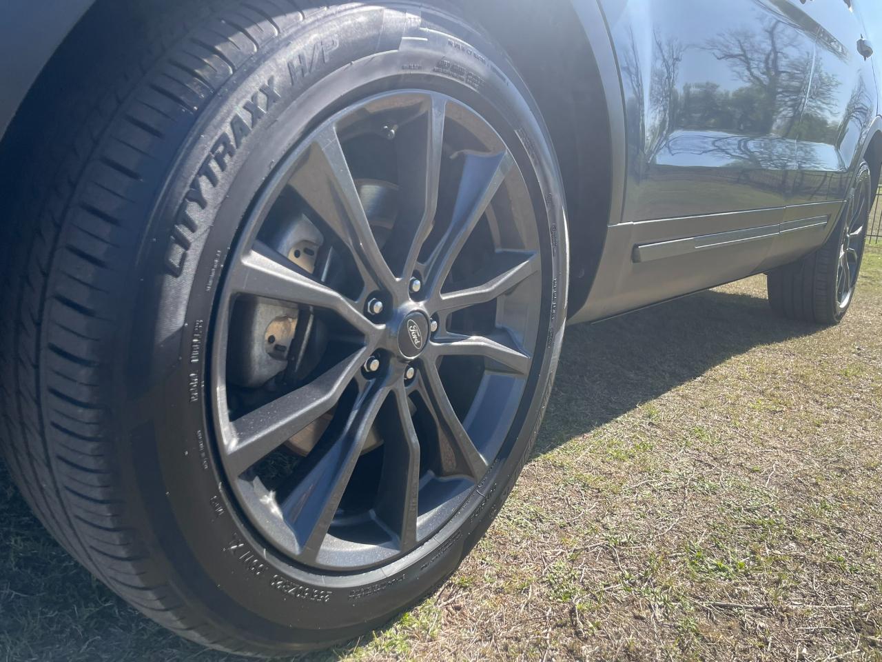 Ford Explorer XLT FWD 2018