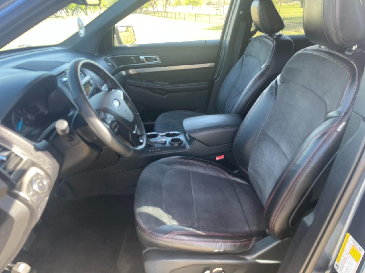 Ford Explorer XLT FWD 2018