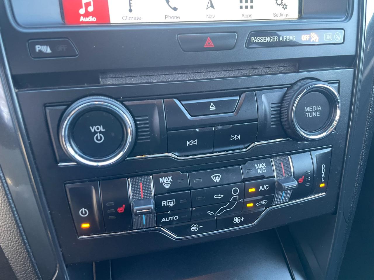 Ford Explorer XLT FWD 2018