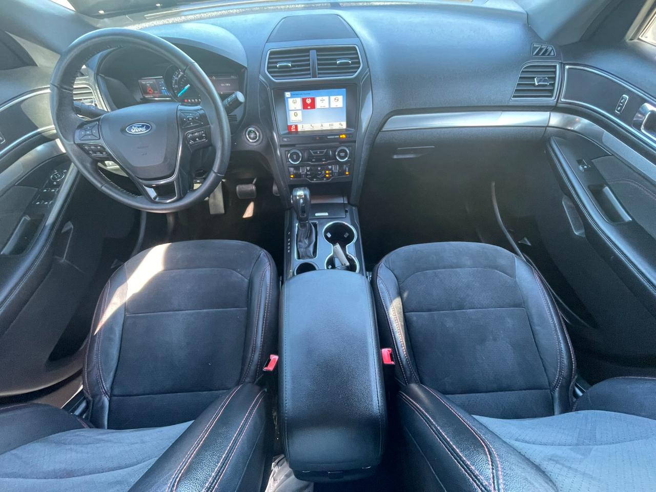 Ford Explorer XLT FWD 2018