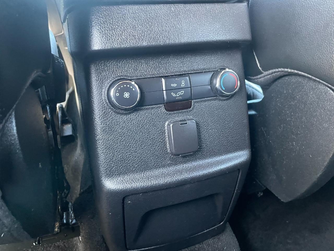 Ford Explorer XLT FWD 2018