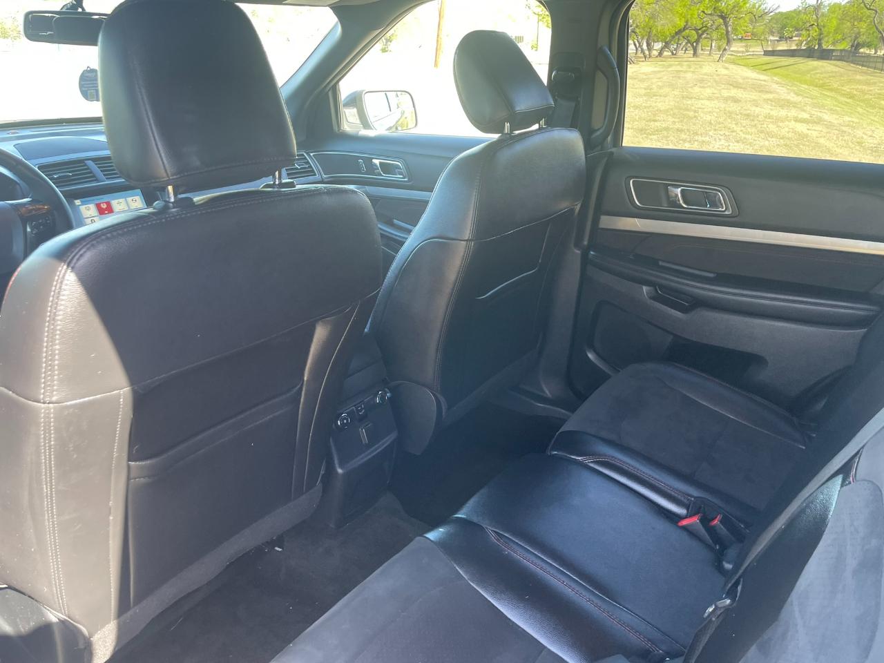 Ford Explorer XLT FWD 2018