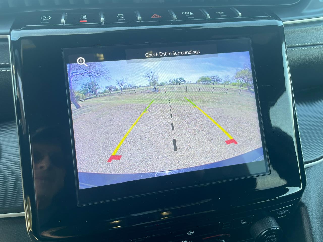 Jeep Grand Cherokee Laredo 4WD 2023