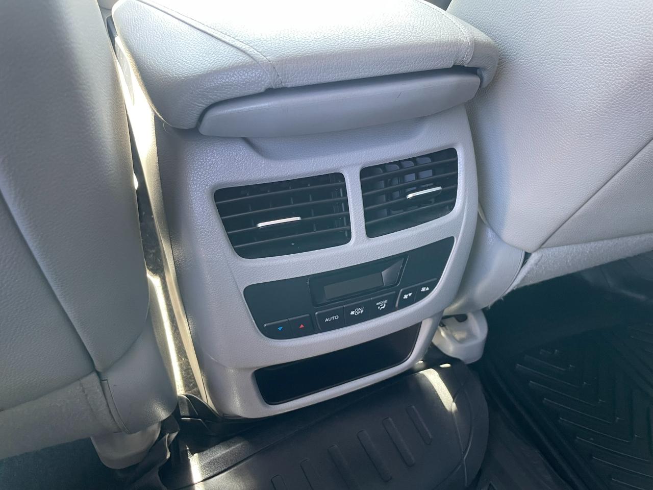 Acura MDX SH-AWD 6-Spd AT w/Tech Package 2014