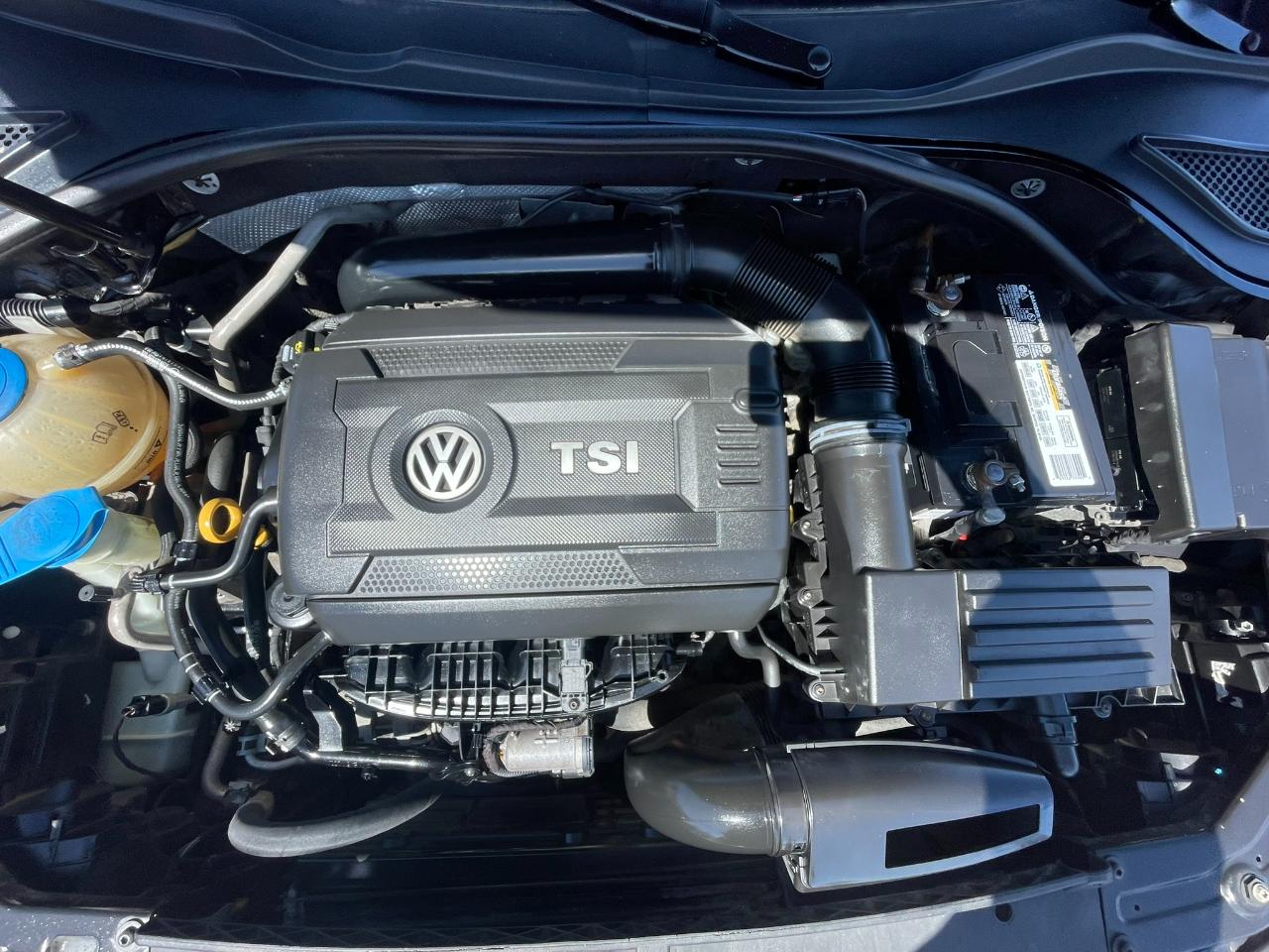 Volkswagen Passat Sport PZEV 5M 2015