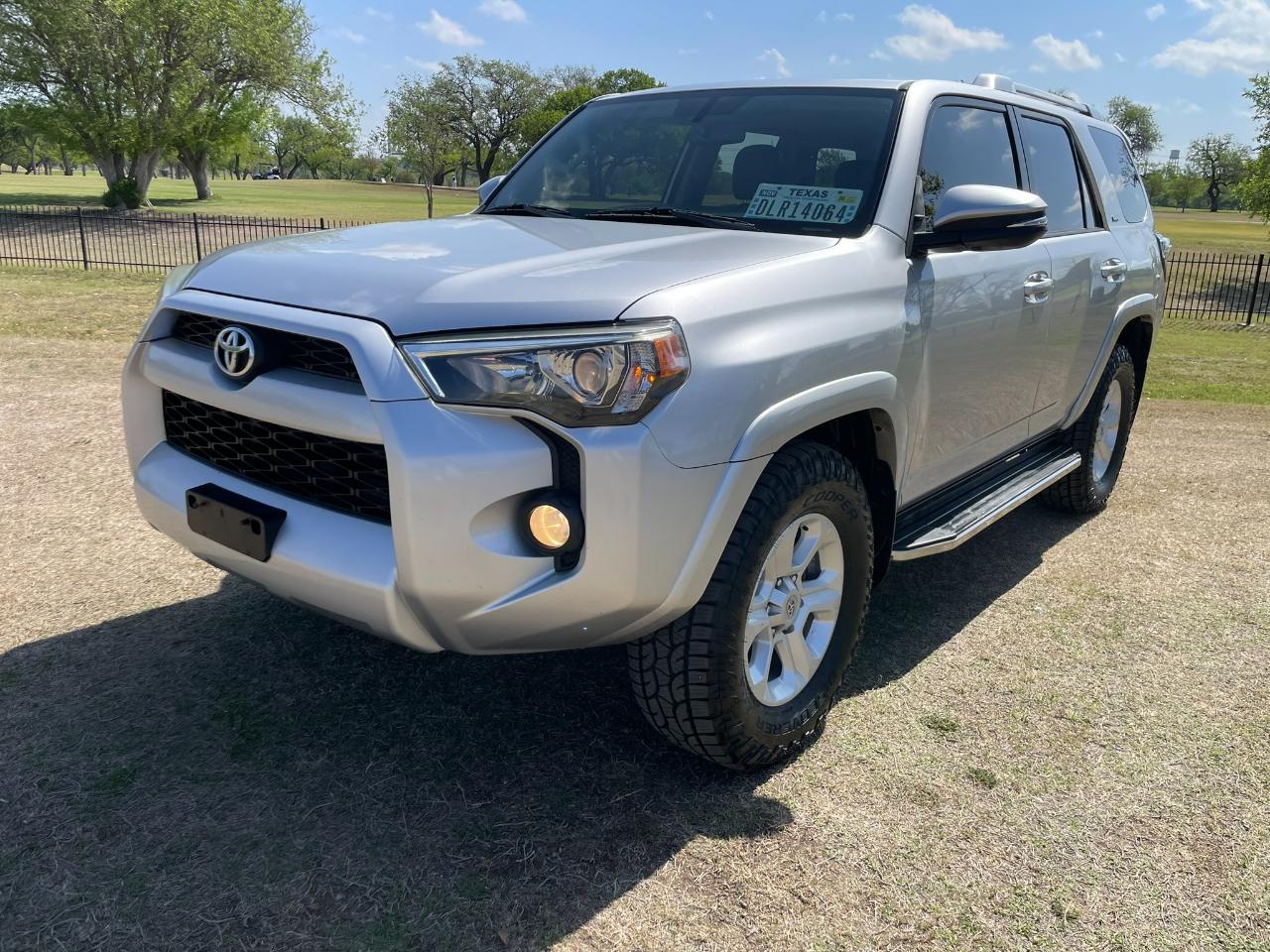 Toyota 4Runner SR5 2WD 2016
