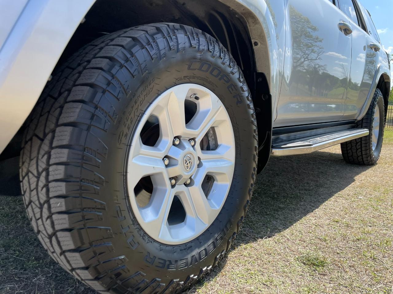 Toyota 4Runner SR5 2WD 2016