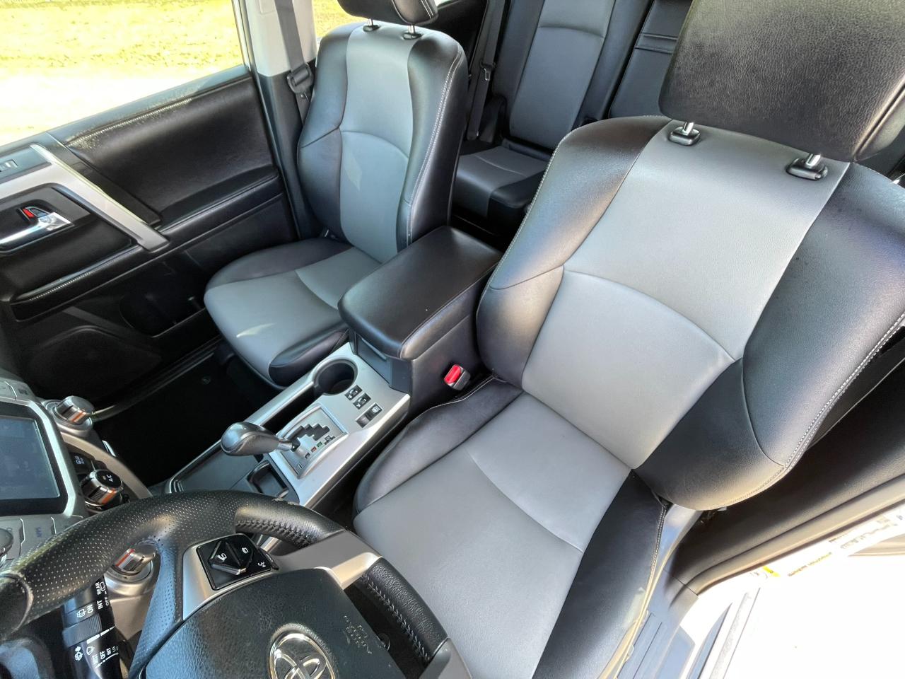 Toyota 4Runner SR5 2WD 2016