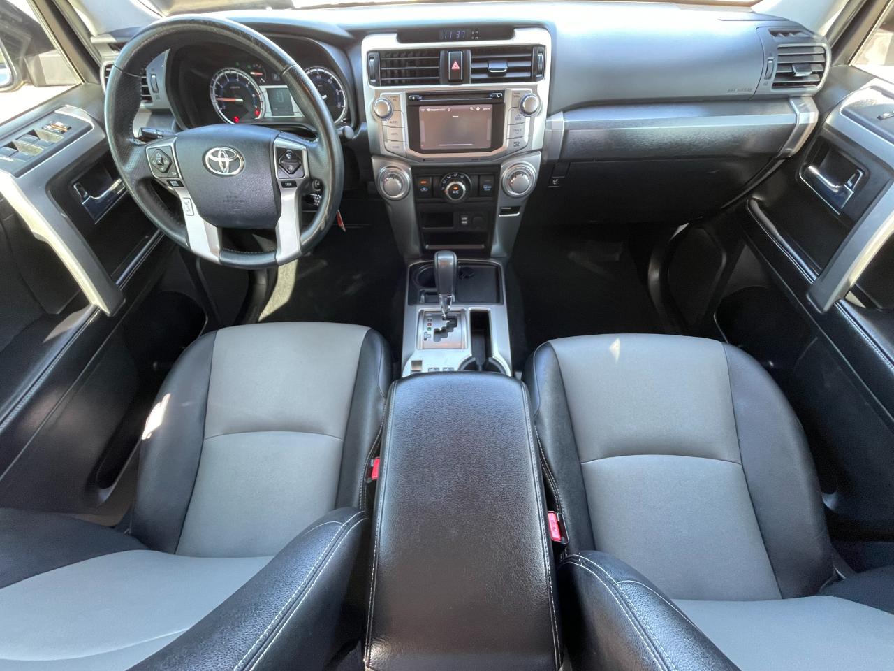 Toyota 4Runner SR5 2WD 2016