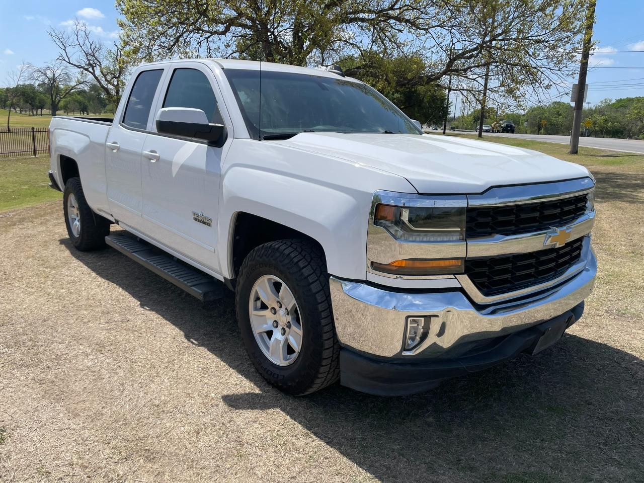 Chevrolet Silverado 1500 LT Double Cab 2WD 2018
