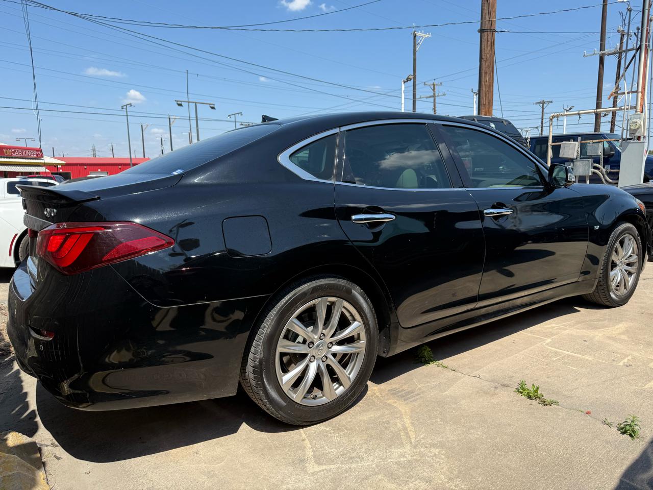 Infiniti Q70 37 2015