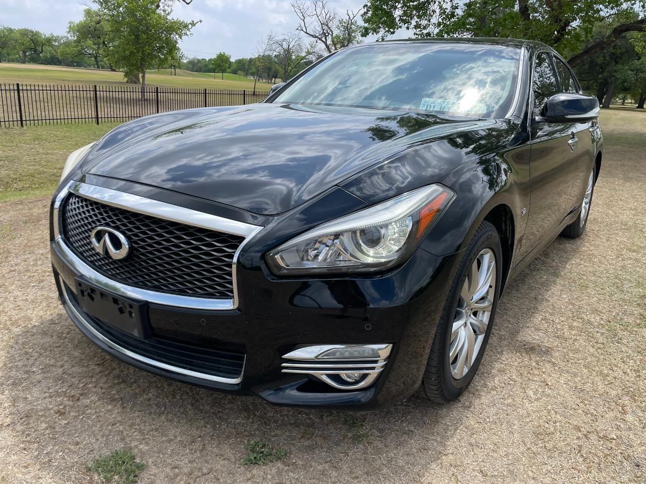 Infiniti Q70 37 2015