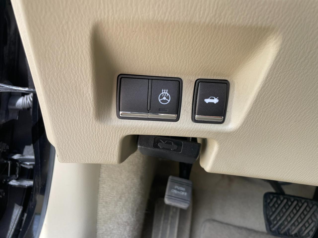 Infiniti Q70 37 2015