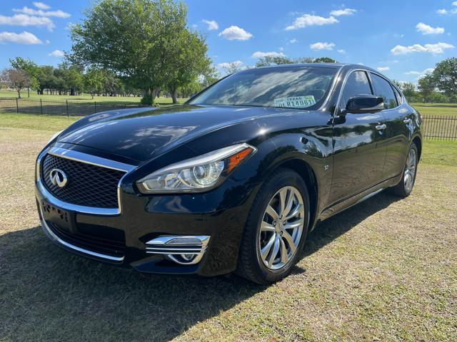 Black 2015 INFINITI Q70 3.7 RWD Sedan Rear-Wheel Drive 7-Speed Automatic