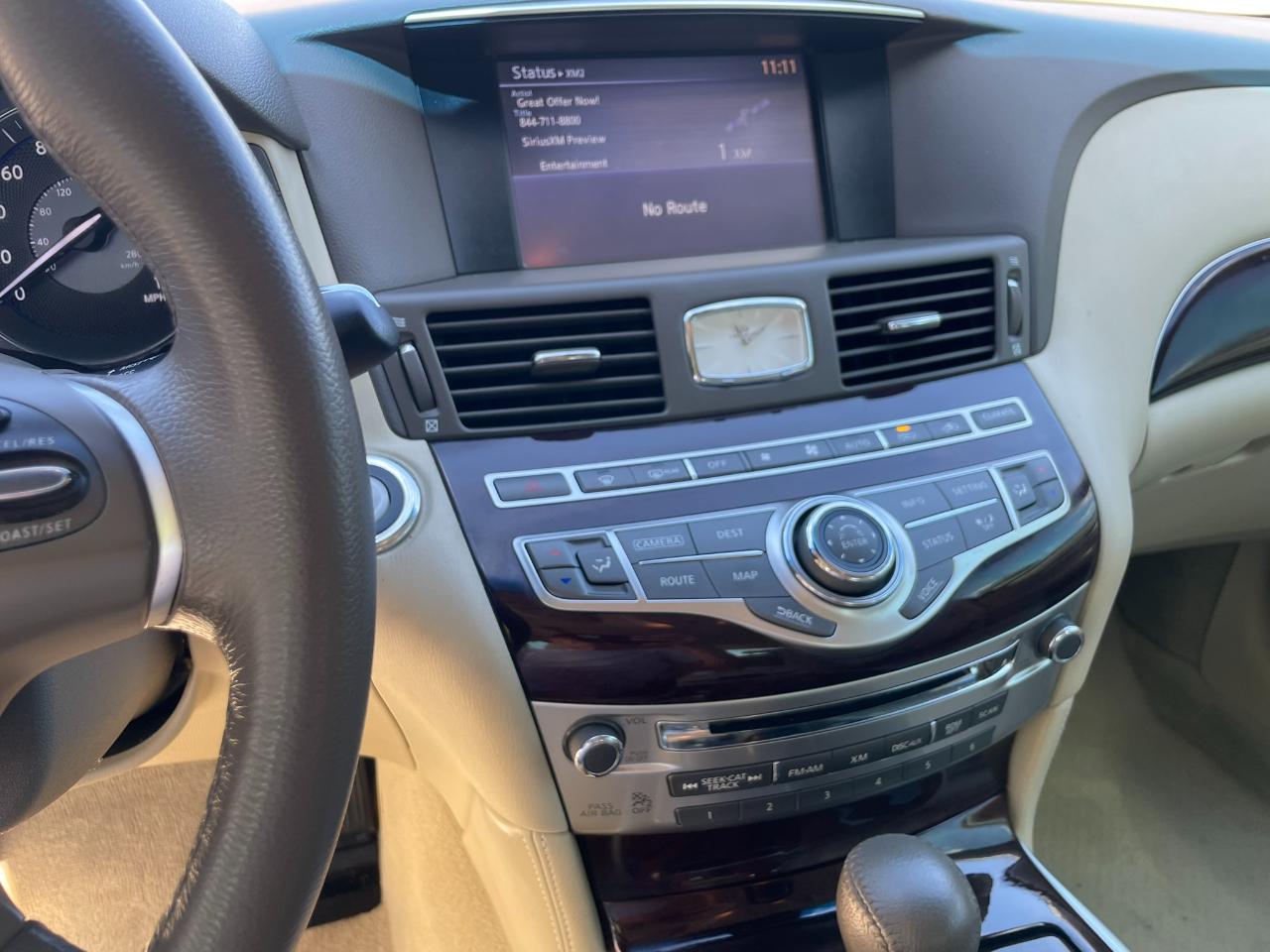 Infiniti Q70 37 2015