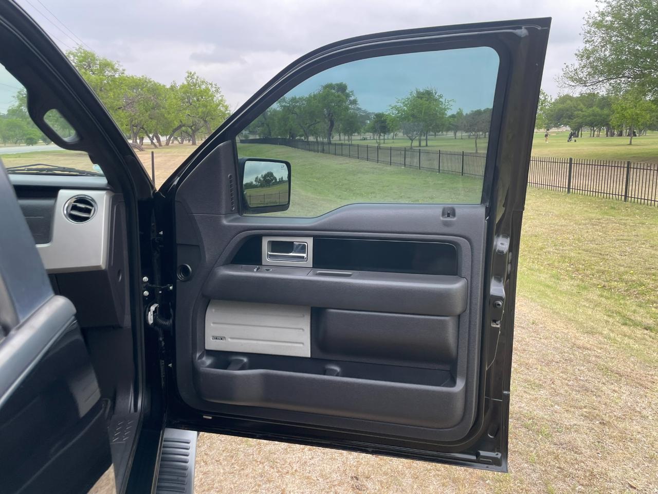 Ford F-150 XLT SuperCrew 6.5-ft. Bed 4WD 2011