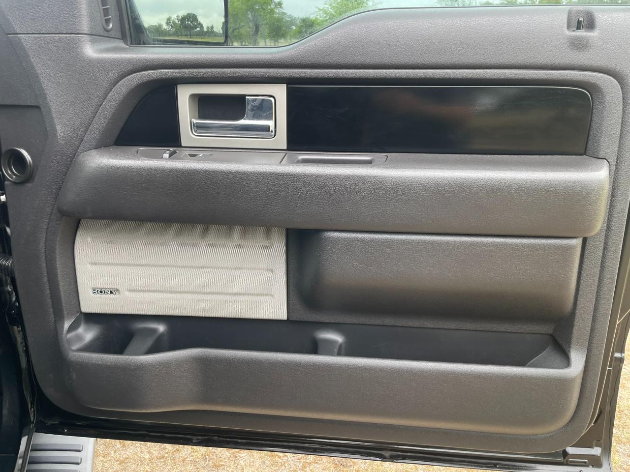 Ford F-150 XLT SuperCrew 6.5-ft. Bed 4WD 2011