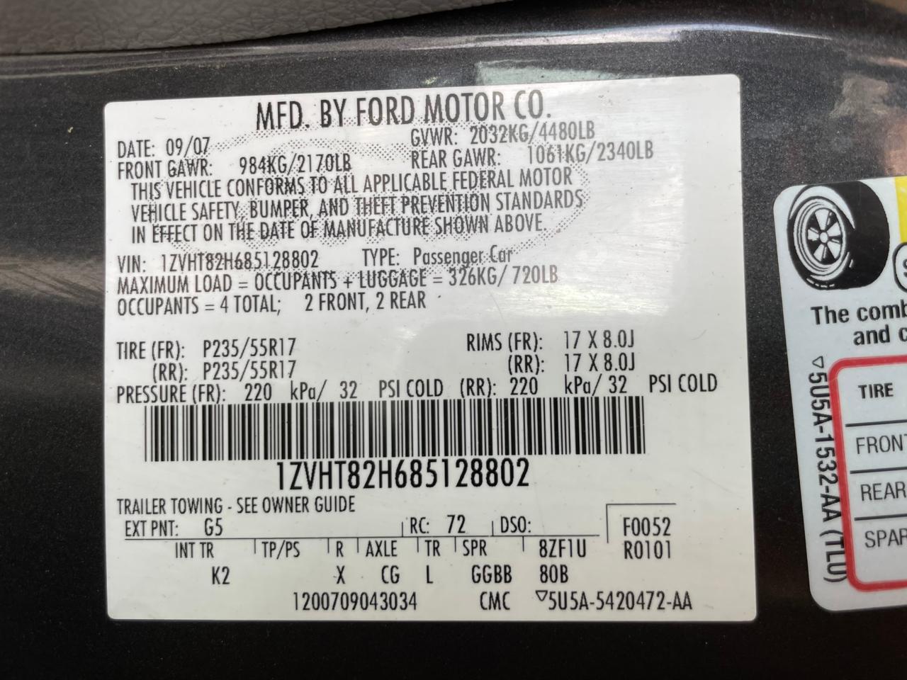 Ford Mustang GT Deluxe Coupe 2008