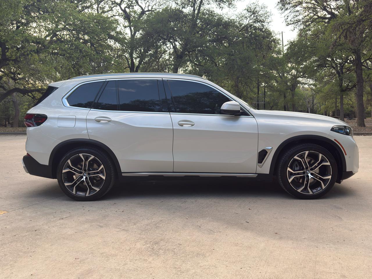 BMW X5 xDrive40i 2025