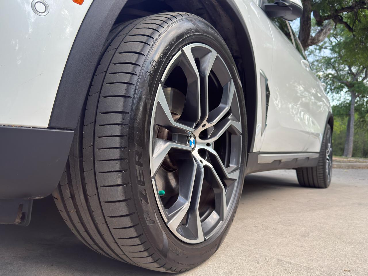 BMW X5 xDrive40i 2025