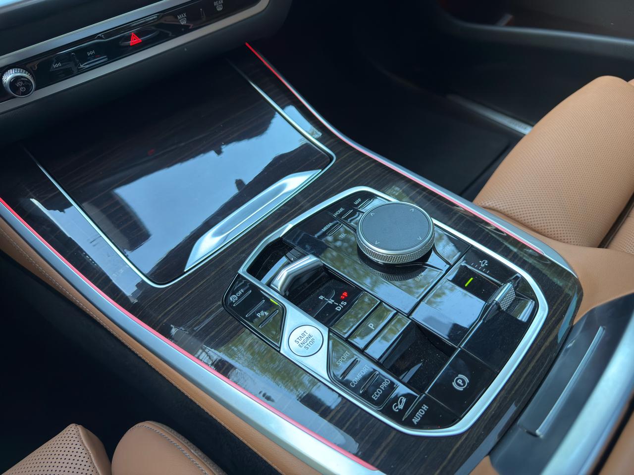 BMW X5 xDrive40i 2025