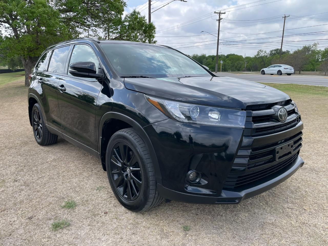 Toyota Highlander SE FWD V6 2019