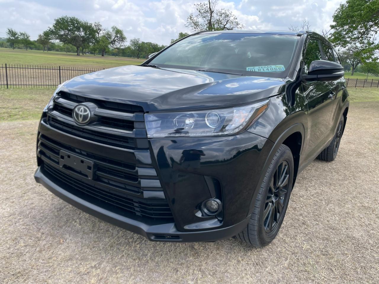 Toyota Highlander SE FWD V6 2019