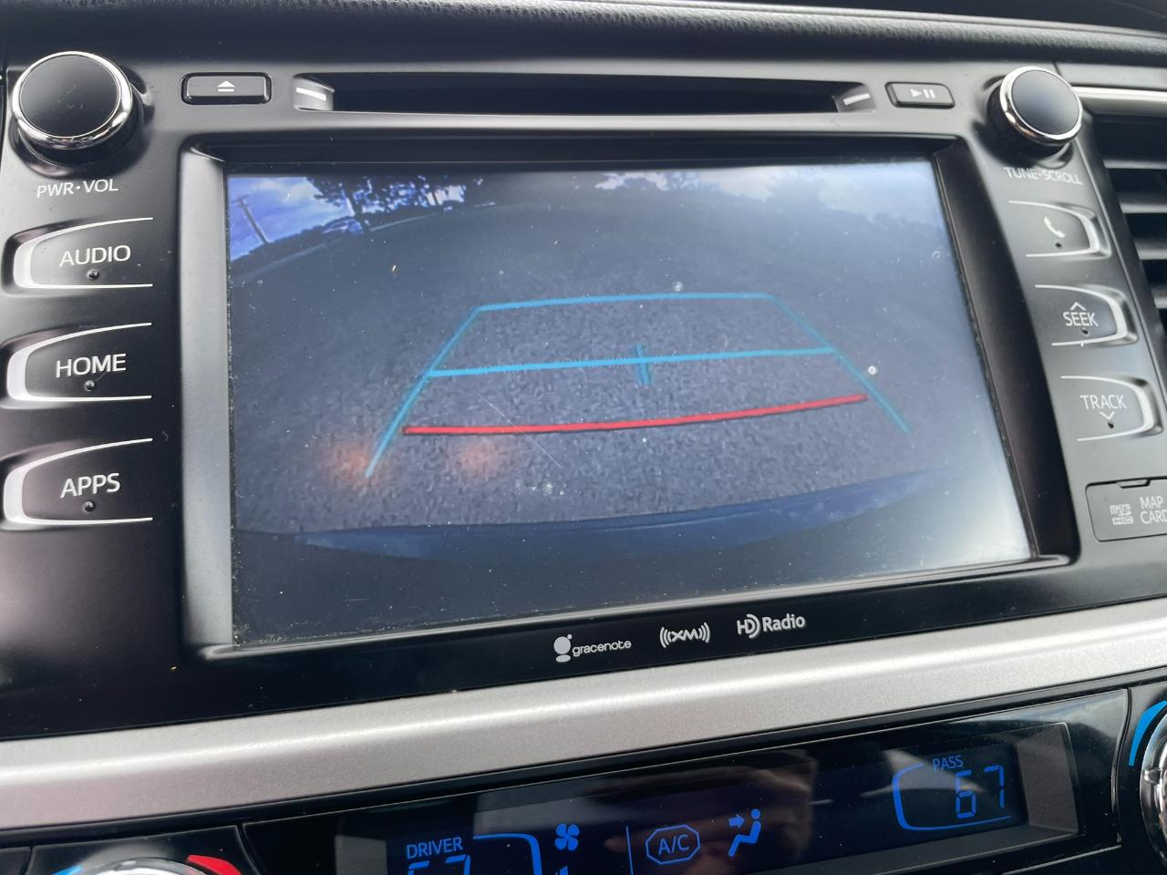 Toyota Highlander SE FWD V6 2019