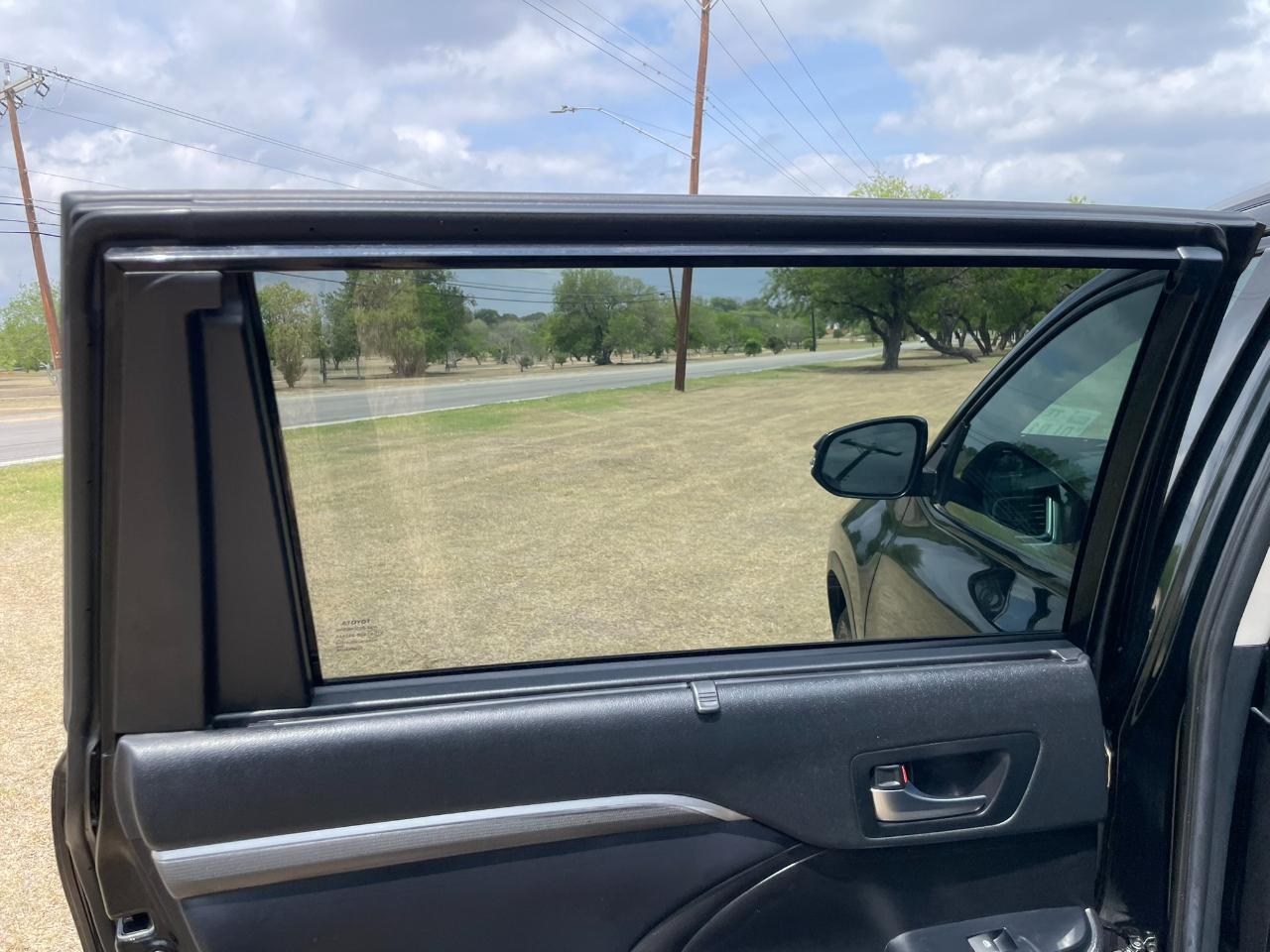 Toyota Highlander SE FWD V6 2019