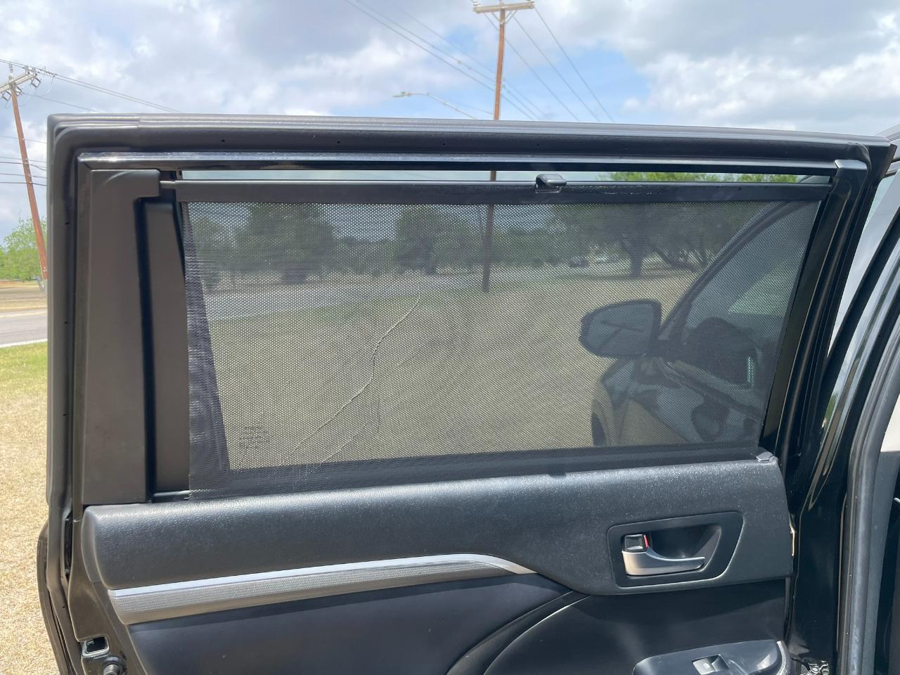 Toyota Highlander SE FWD V6 2019