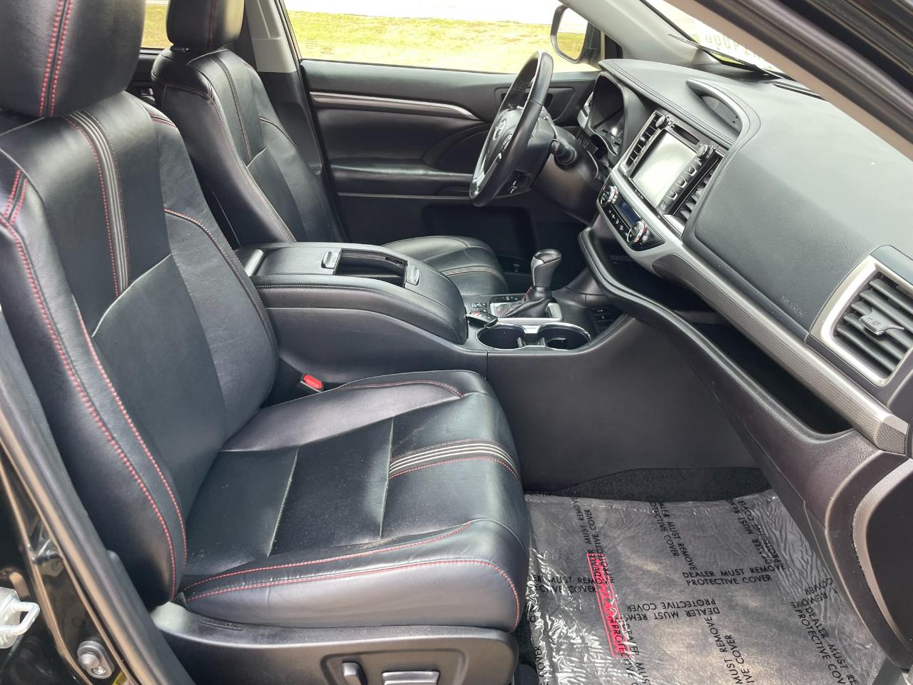 Toyota Highlander SE FWD V6 2019