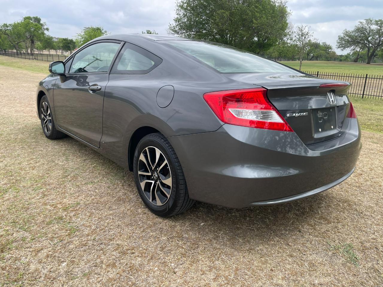 Honda Civic EX Coupe 5-Speed AT 2013