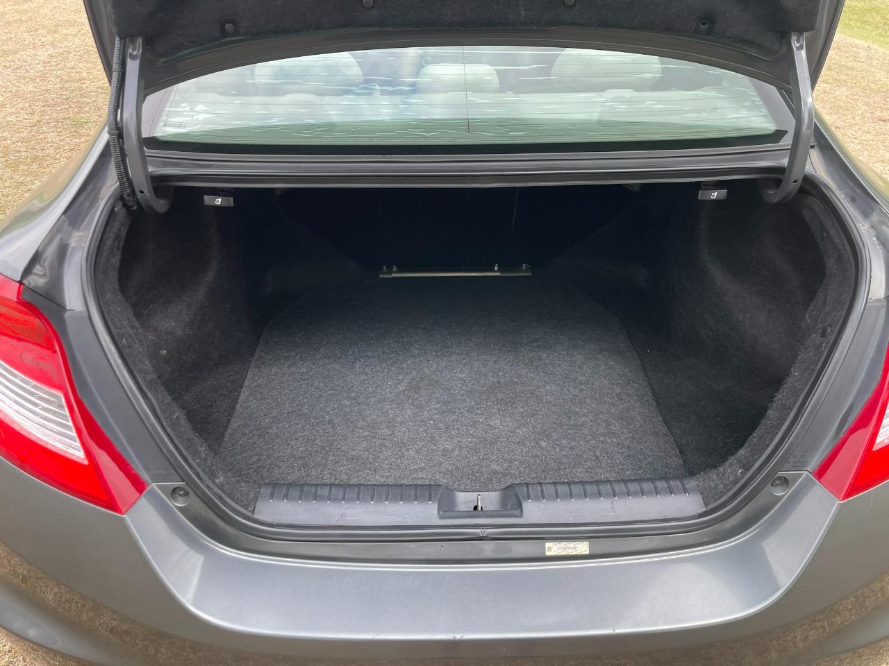 Honda Civic EX Coupe 5-Speed AT 2013