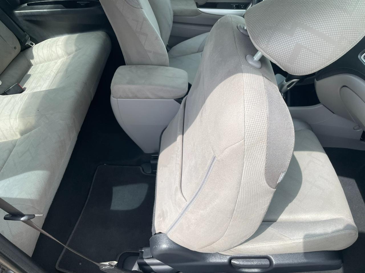 Honda Civic EX Coupe 5-Speed AT 2013