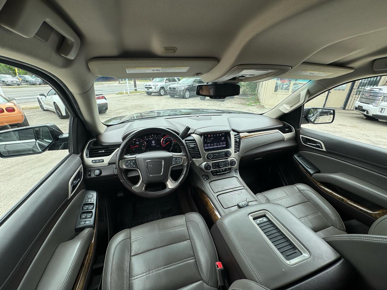 GMC Yukon XL Denali 2WD 2016